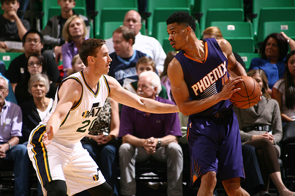 是外界瞩目 是外界瞩目